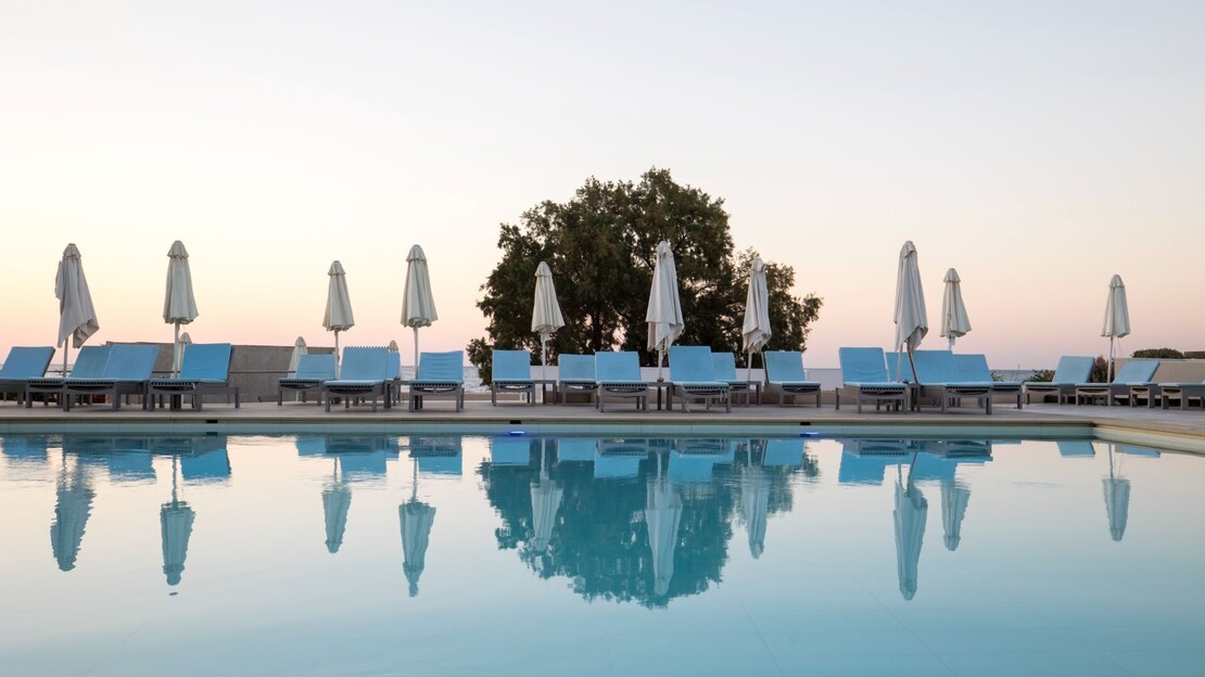 I Resort Beach Hotel & Spa